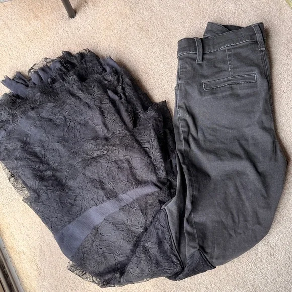 We The Free Mystique Lace Ruffle Flare Jeans High Rise Black 26/2 Free People - Picture 9 of 11